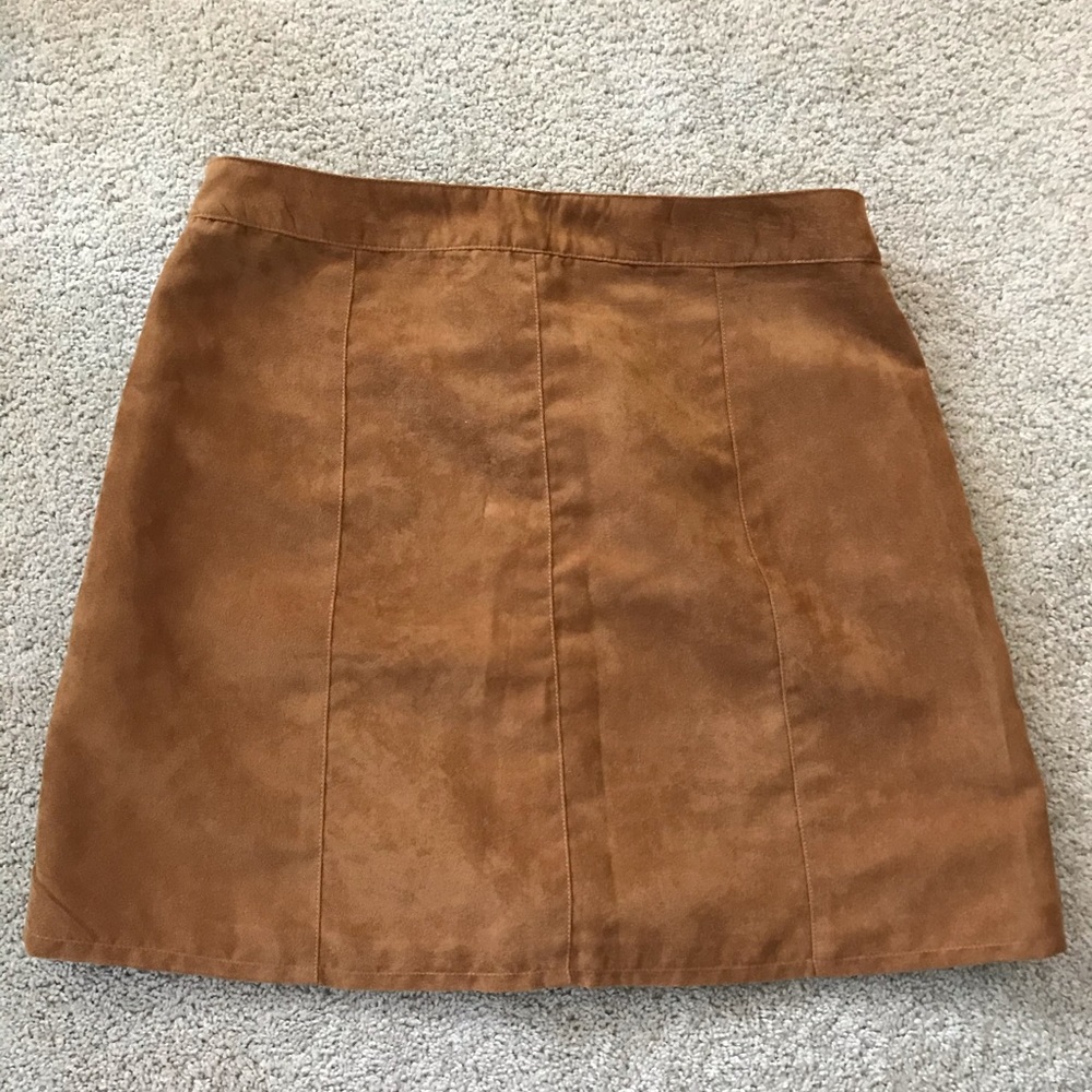 Skirt - Picture 3 of 4